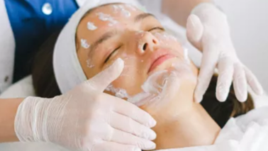 Gesichtsmassage